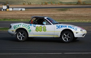Illustration for article titled The Top 152 Lemons Of The 24 Hours Of LeMons Arse Freeze-A-Palooza 2009!
